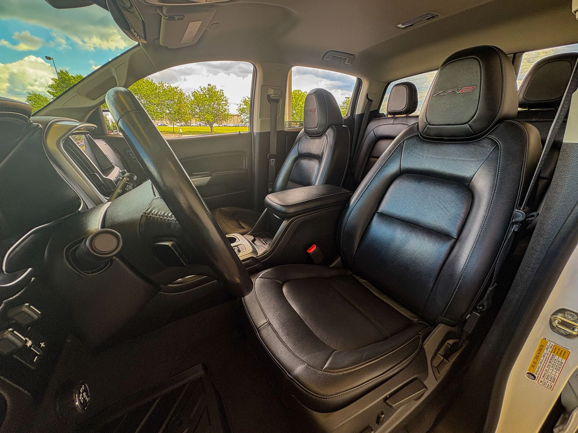 Used 2019 White Chevrolet ZR2 image 22