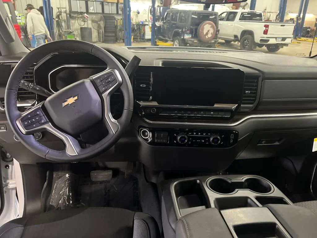 2026 Chevrolet Silverado 1500 LT - Photo 12