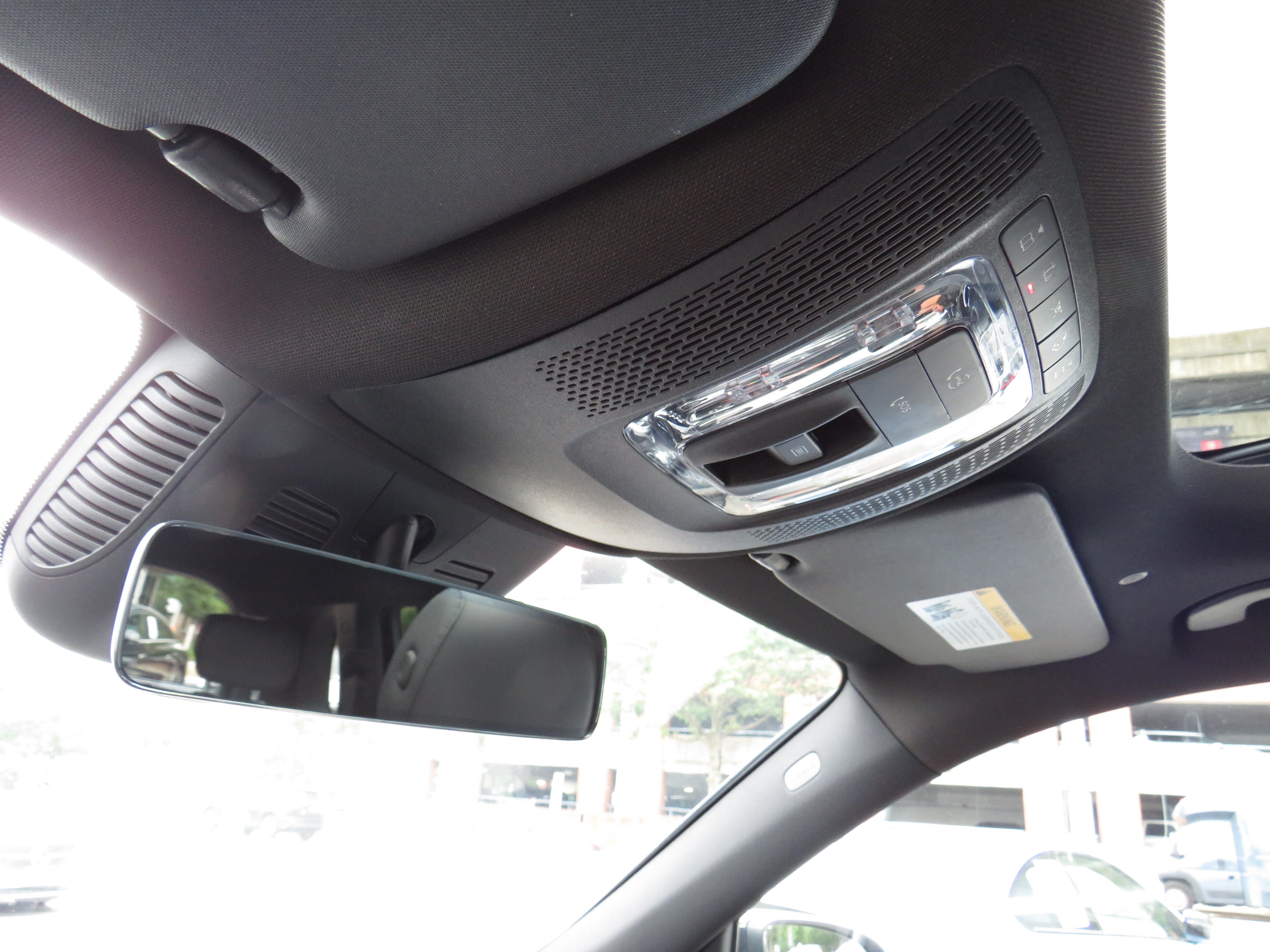Used 2026 Night Black Mercedes-Benz GLB 250 4MATIC® image 16
