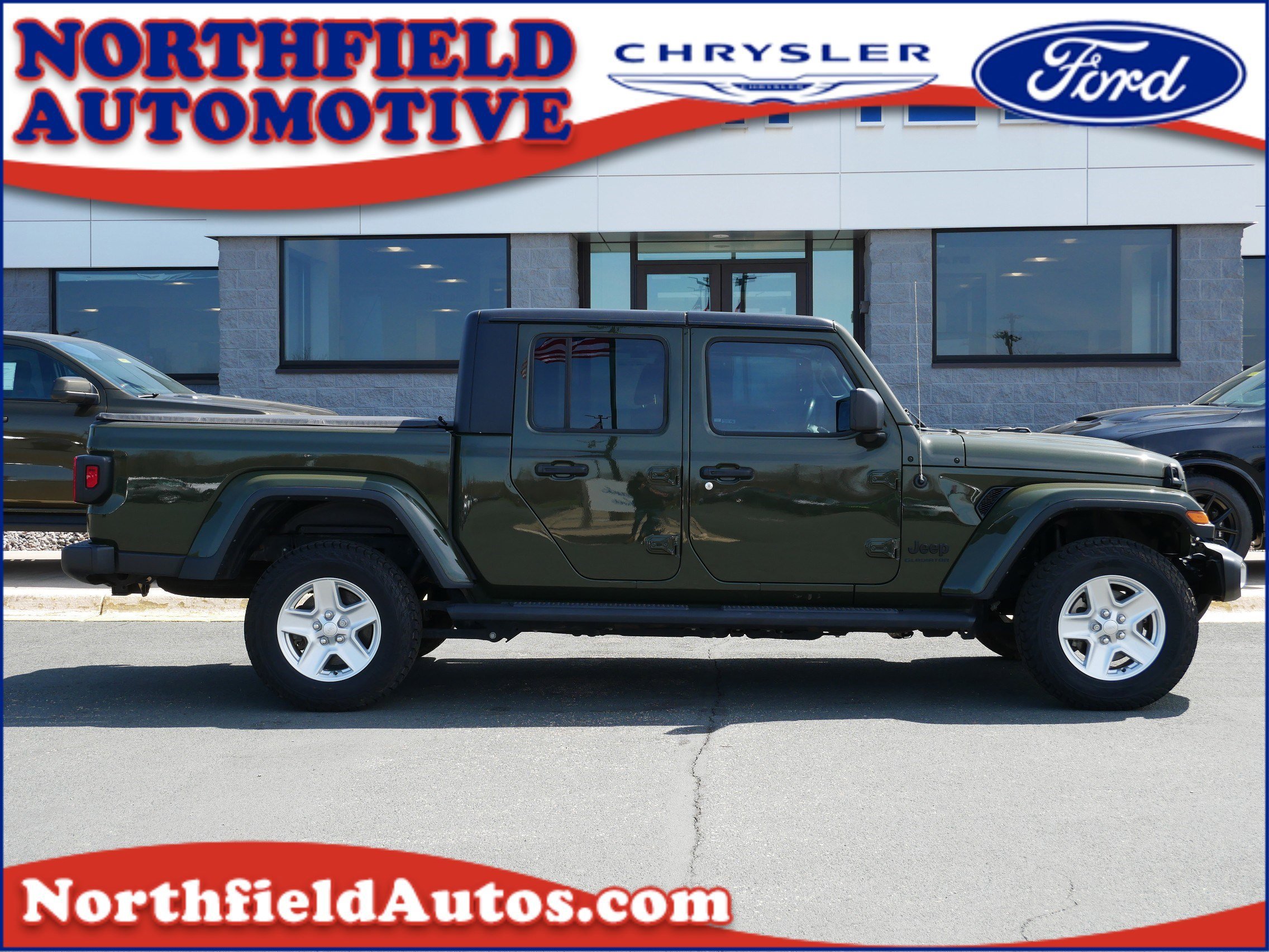 2022 Jeep Gladiator Sport S's photo