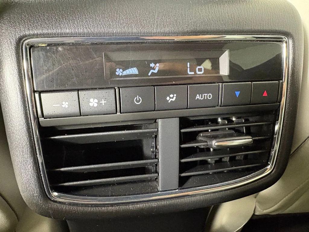 Used 2023 Black Mazda Signature image 41