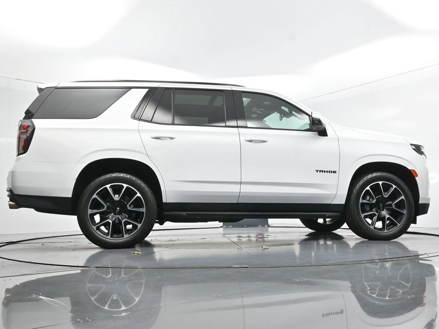 Used 2022 Summit White Chevrolet RST image 51