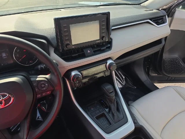 Used 2021 Gray Toyota XLE image 21