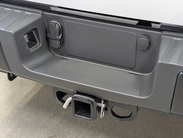 New 2026 Oxford White Ford F-450® XL image 54