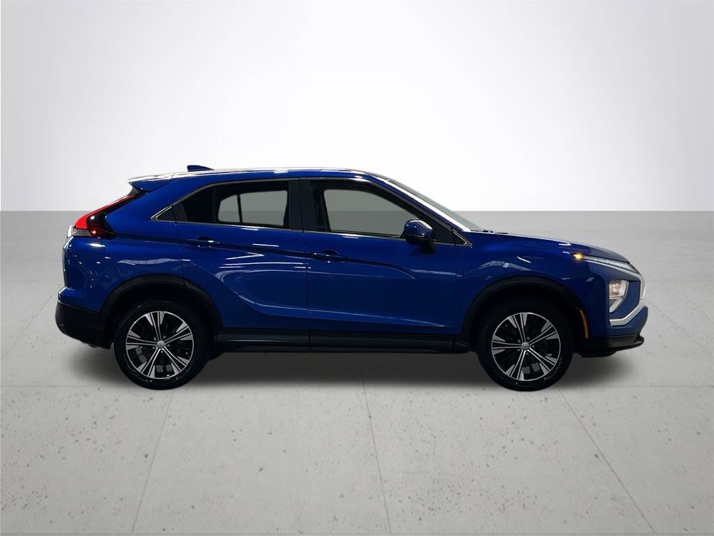 Used 2022 Octane Blue Metallic Mitsubishi ES image 9