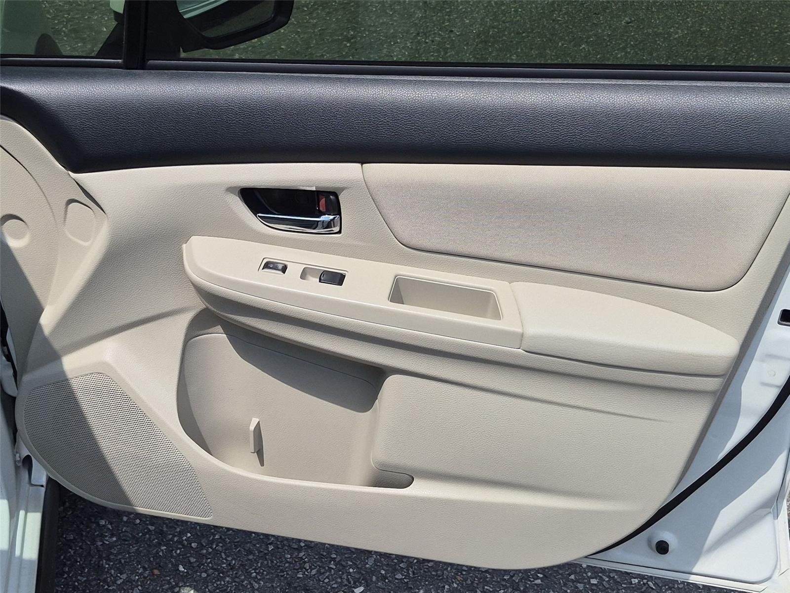 Used 2014 Satin White Pearl Subaru Premium image 35