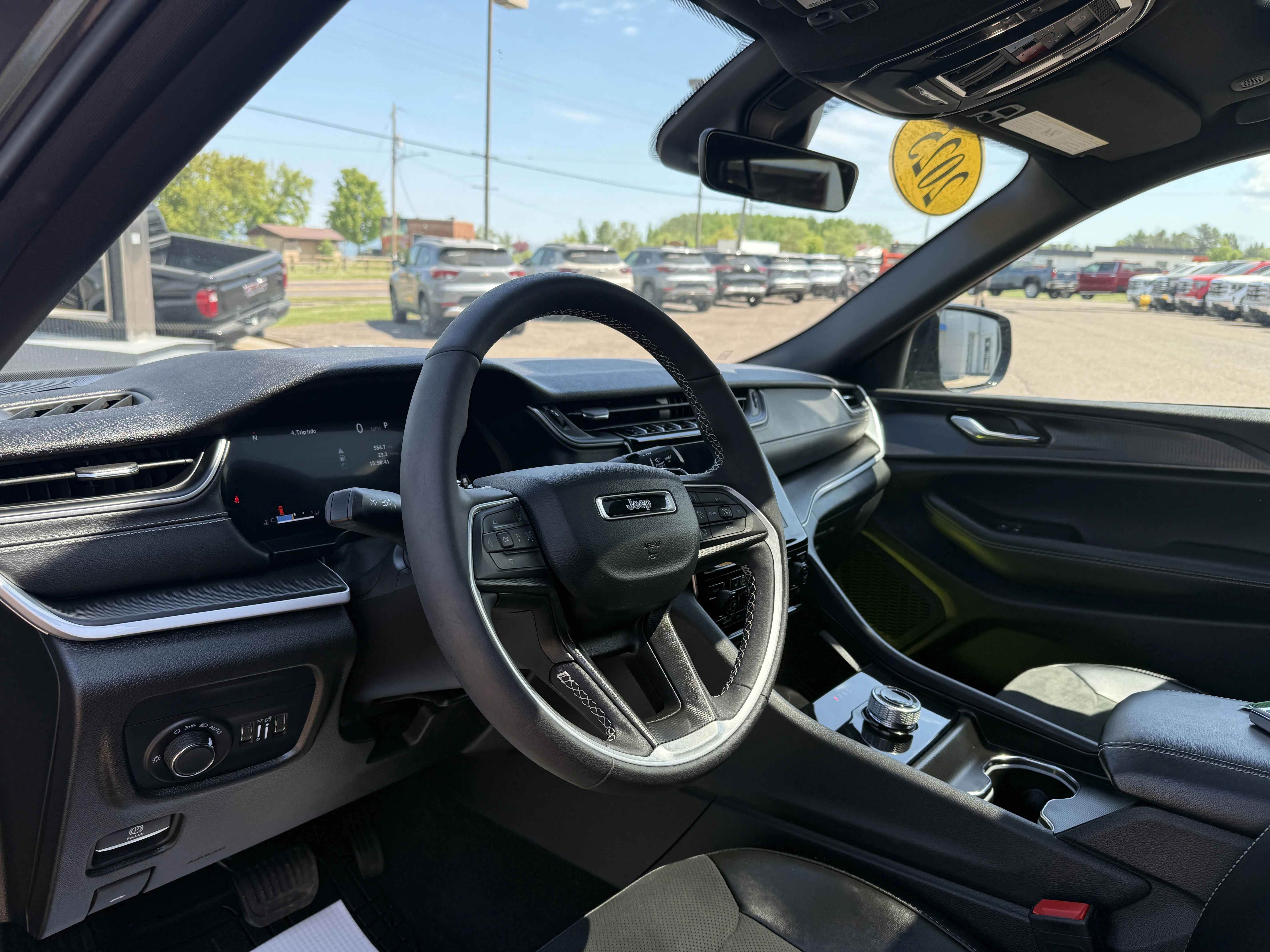2025 Jeep Grand Cherokee Altitude - Photo 8