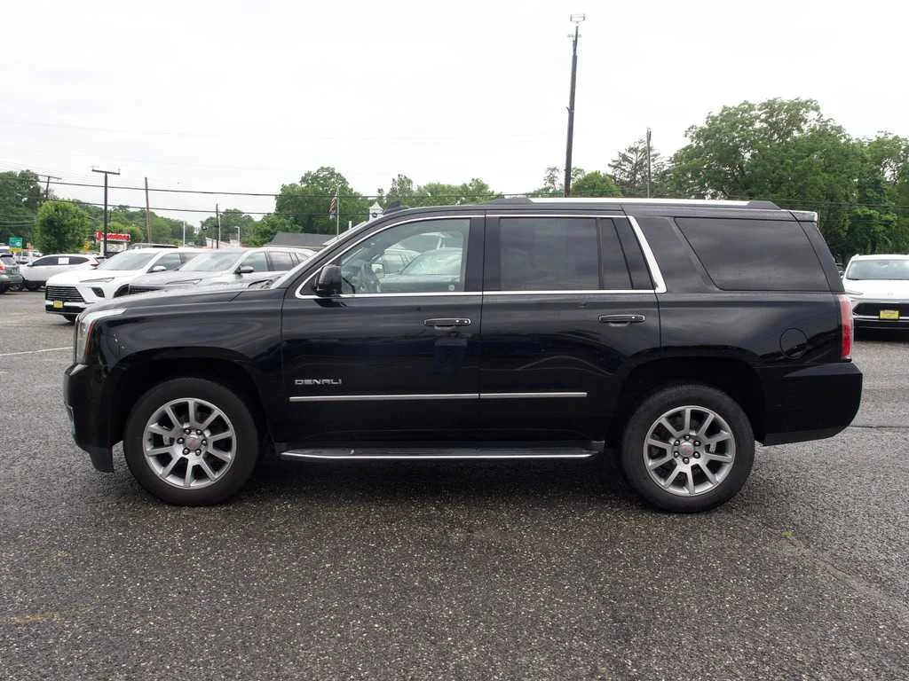 Certified Used 2019 ONYX BLACK GMC Denali image 4