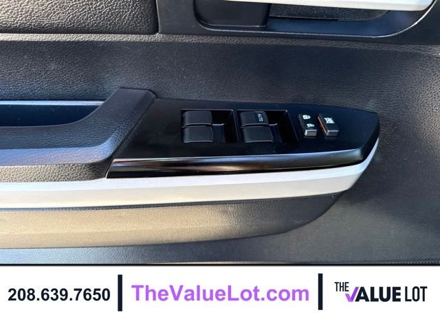 Used 2018 Gray Toyota SR5 image 19