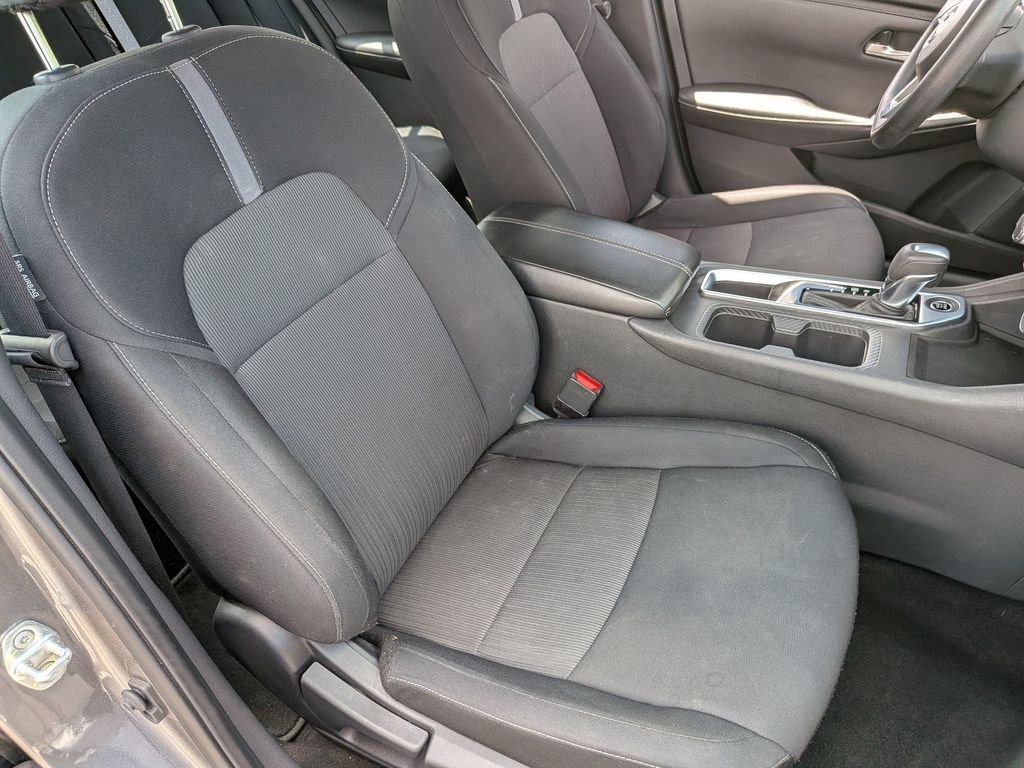 Used 2024 Gray Nissan SV image 27