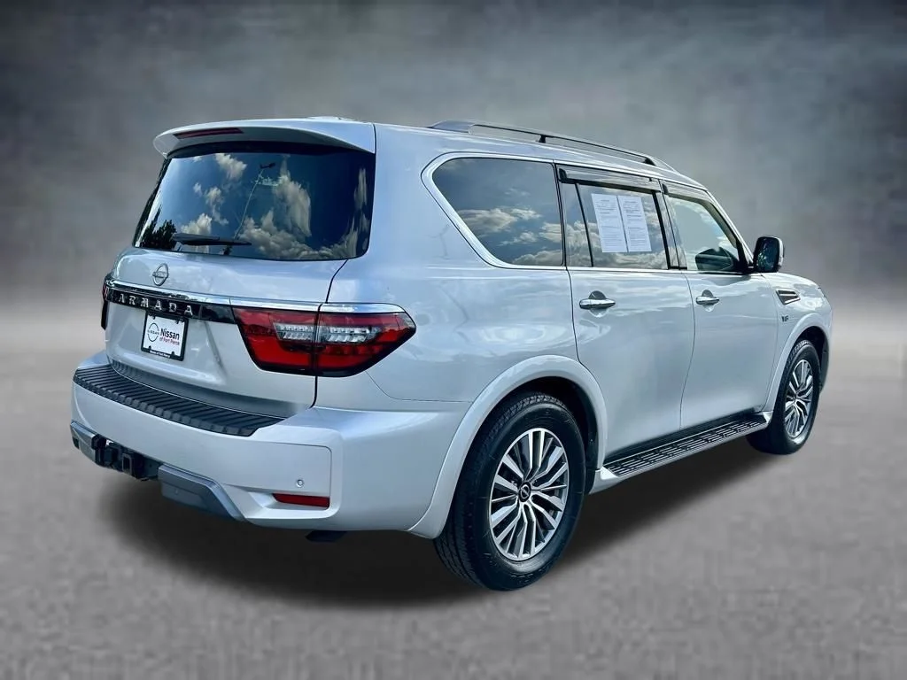 Used 2022 Brilliant Silver Metallic Nissan SV image 5