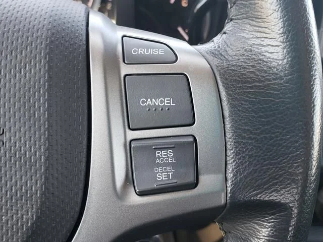 Used 2013  Honda Sport image 21