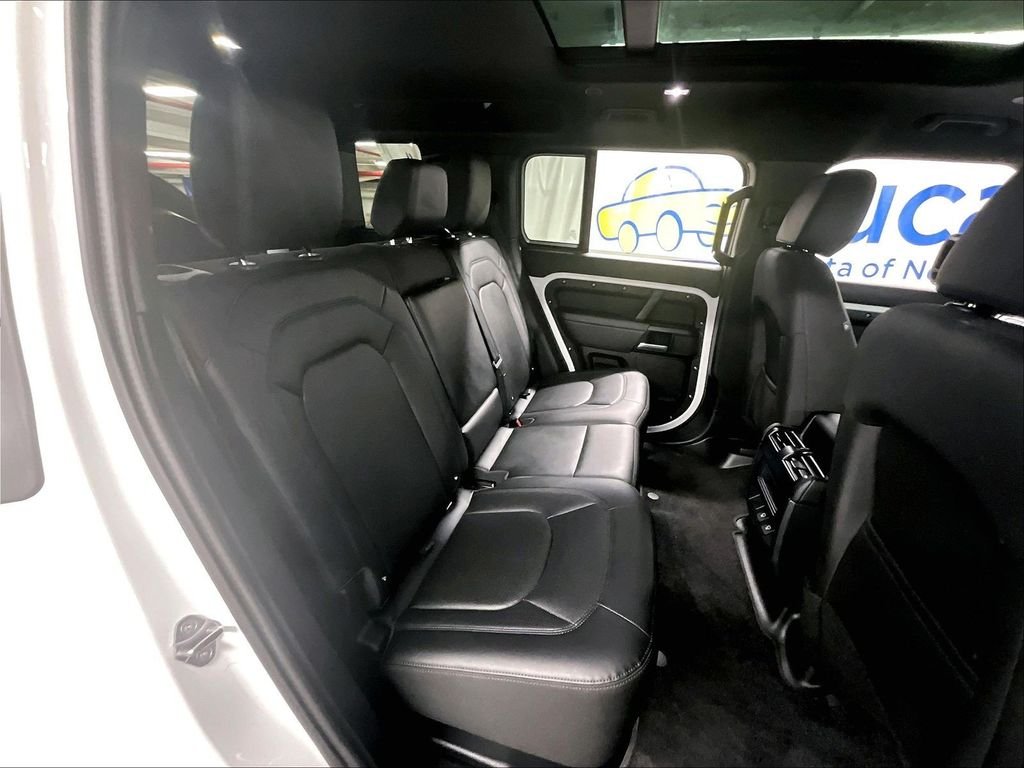 Used 2025 Black Land Rover S image 16