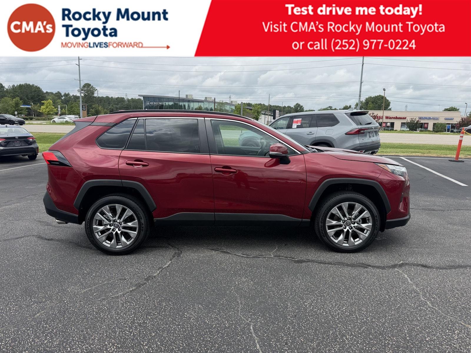 Used 2023 Ruby Flare Pearl Toyota XLE Premium image 8