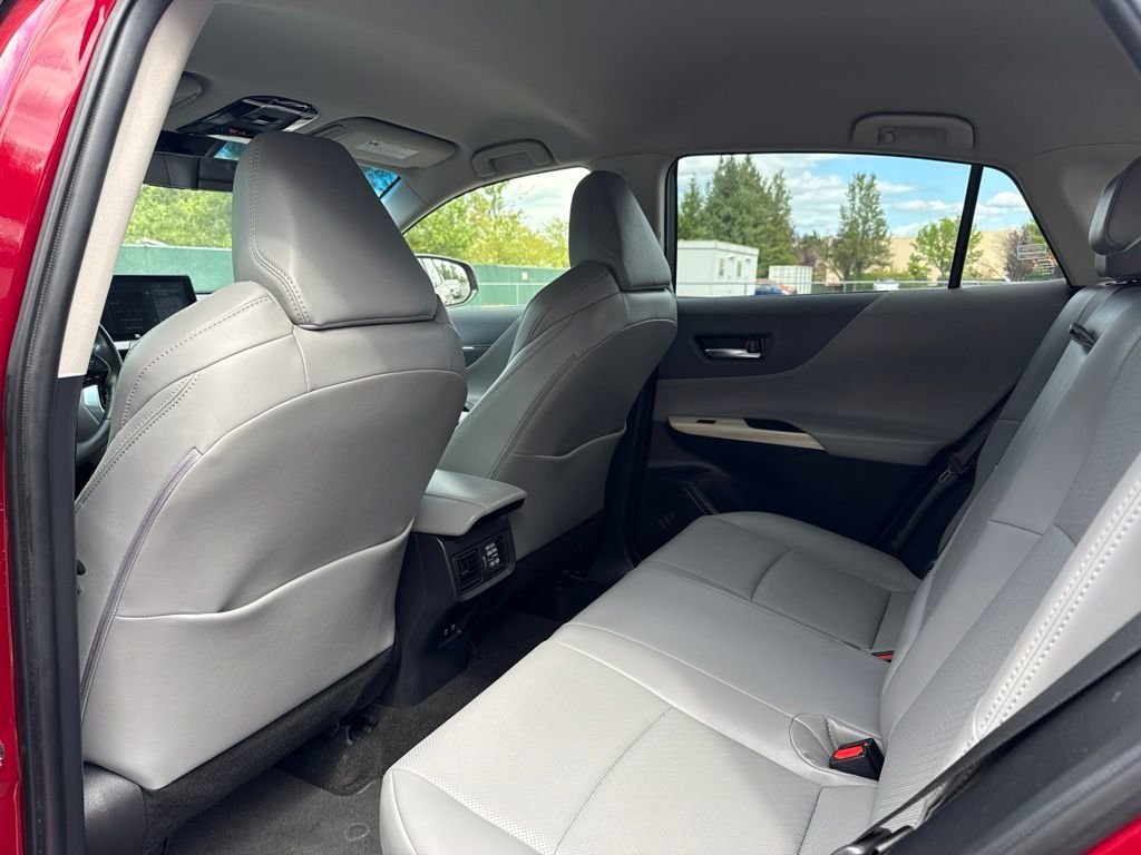 Used 2021 Ruby Flare Pearl Toyota XLE image 18