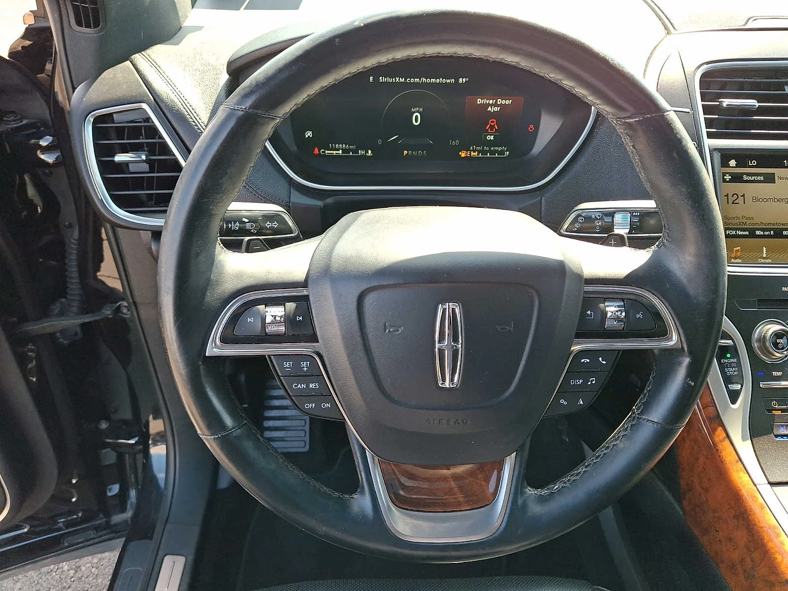 Used 2019 Black Lincoln Reserve image 19