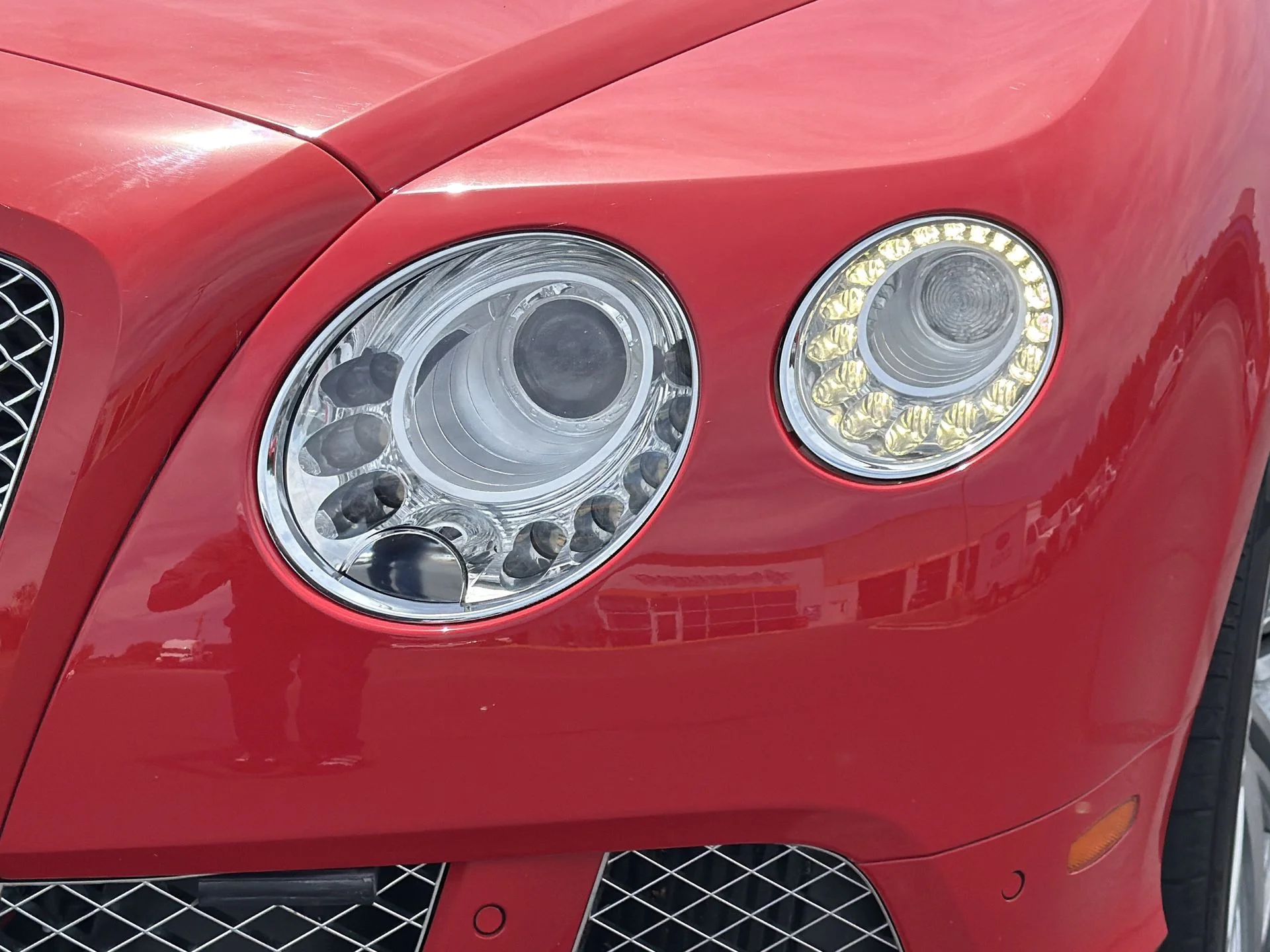 Used 2014 Red Bentley Speed image 27