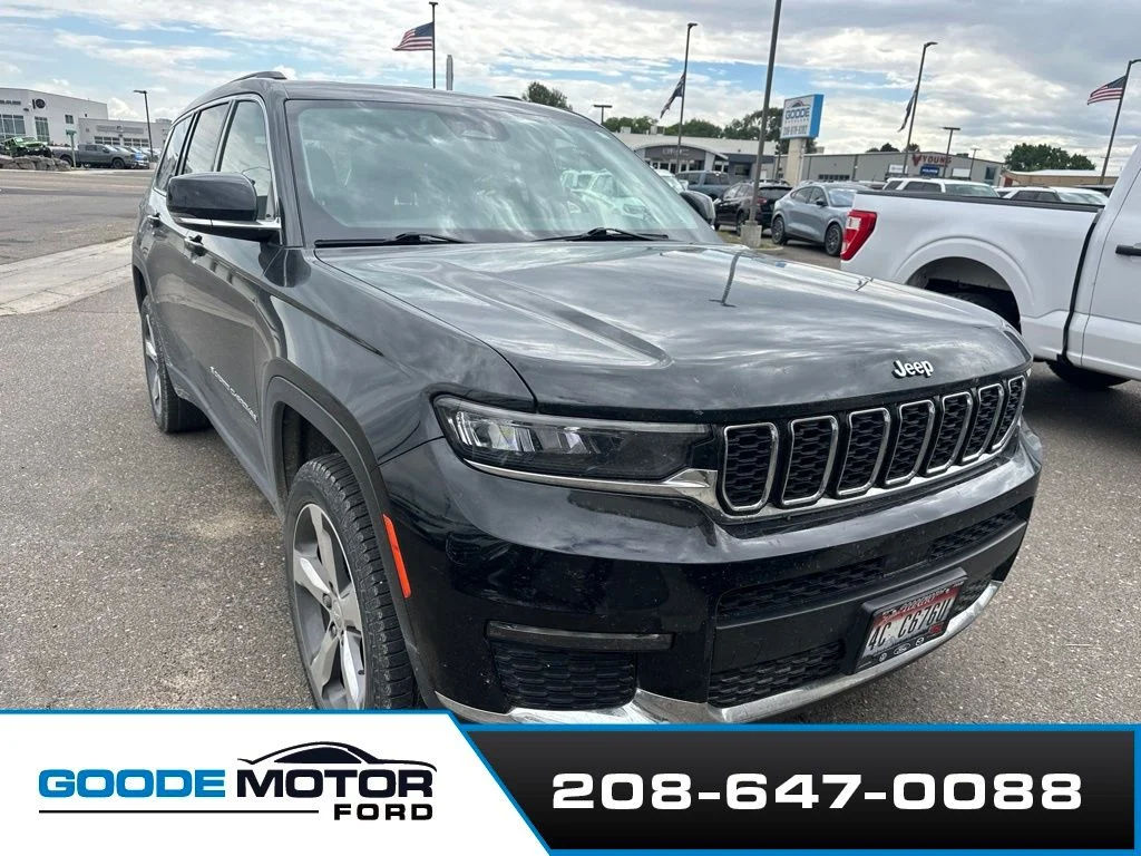 Used 2021 Black Jeep Limited image 2
