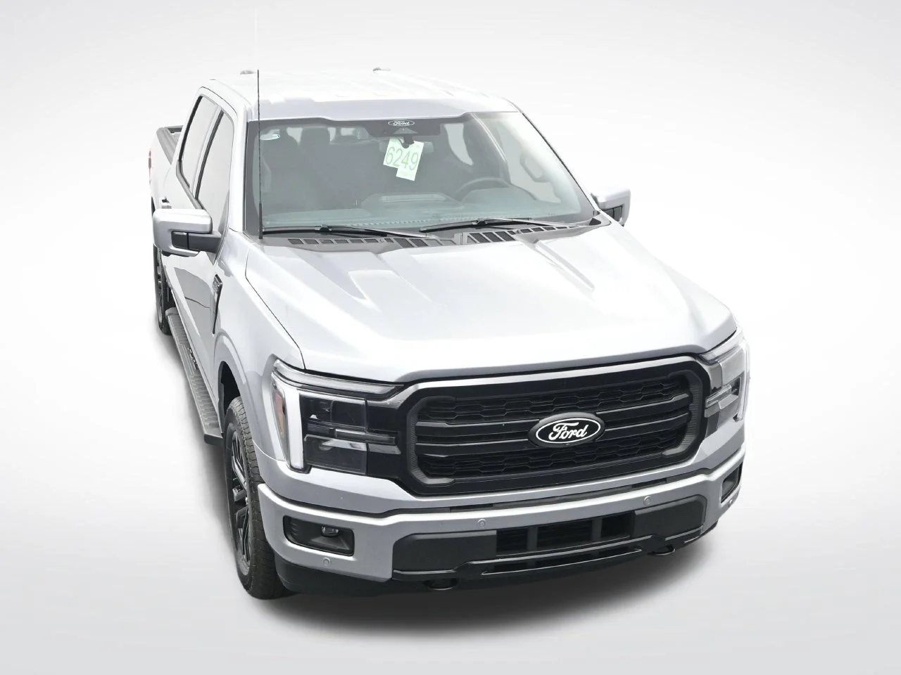 Used 2025 Silver Metallic Ford Lariat image 24