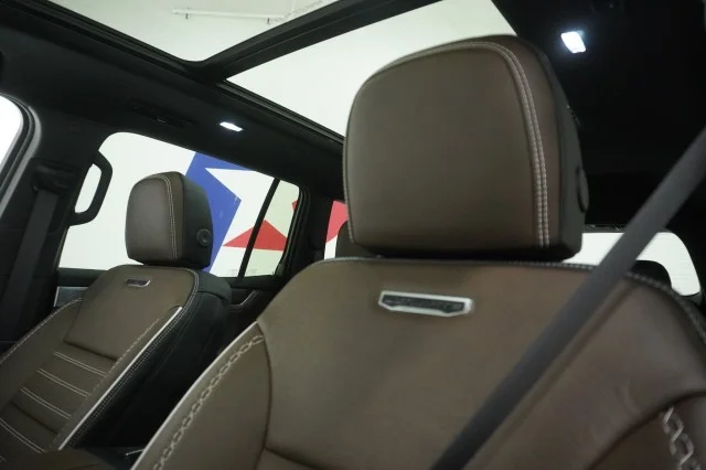 2026 GMC Acadia Denali Ultimate - Photo 20