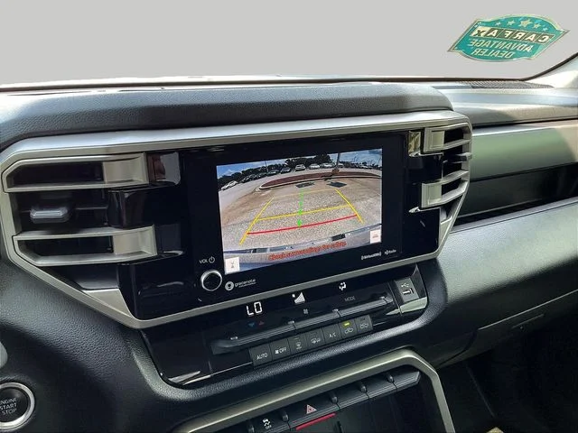 Used 2023  Toyota SR5 image 17