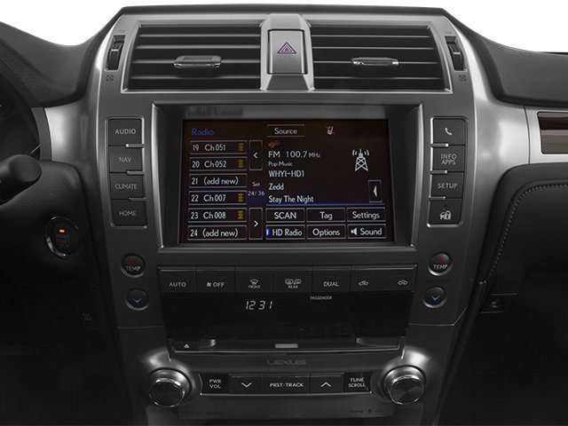 Used 2014 White Lexus 460 image 9