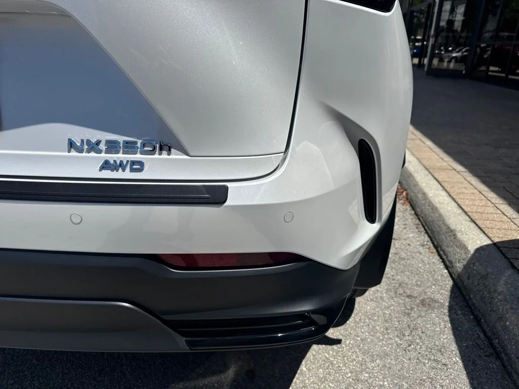 Certified Used 2025 White Lexus 350h Base image 5