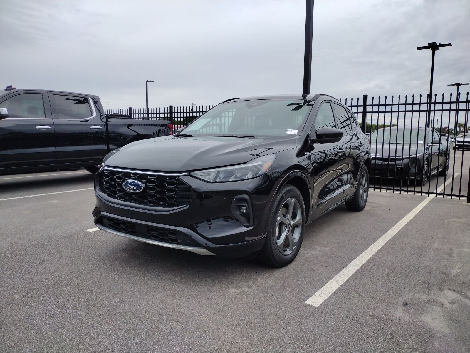 Used 2023 Black Ford ST-Line Select image 2