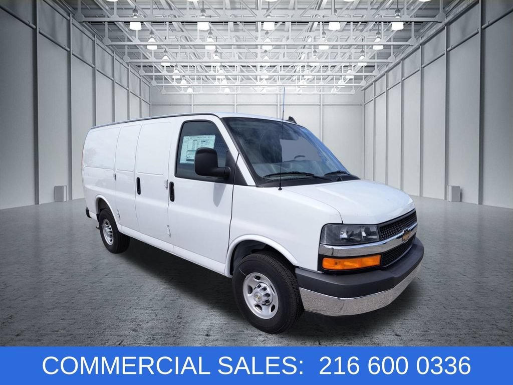 2025 Chevrolet Express Cargo
