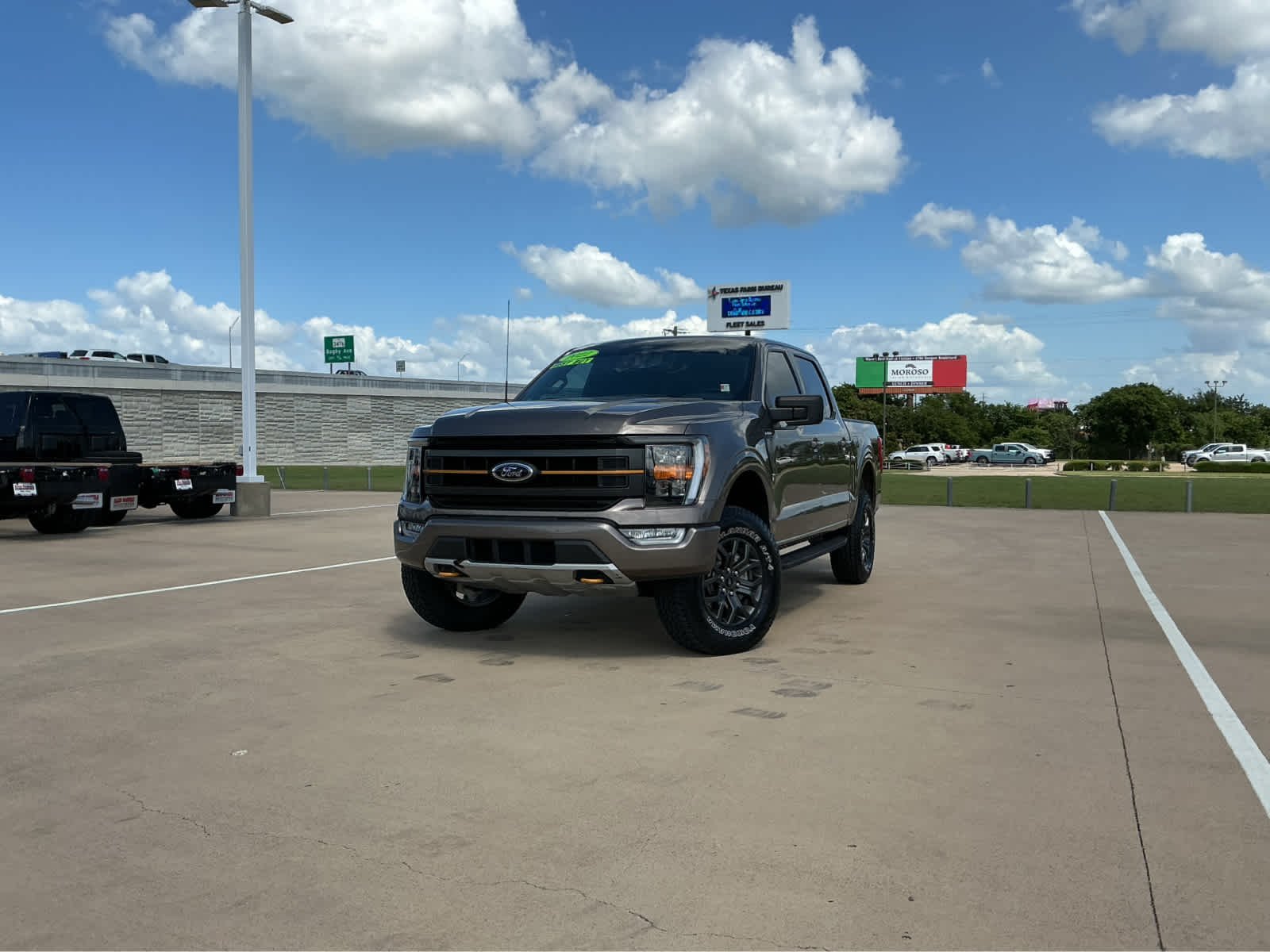 Used 2022 Stone Gray Metallic Ford Tremor image 2