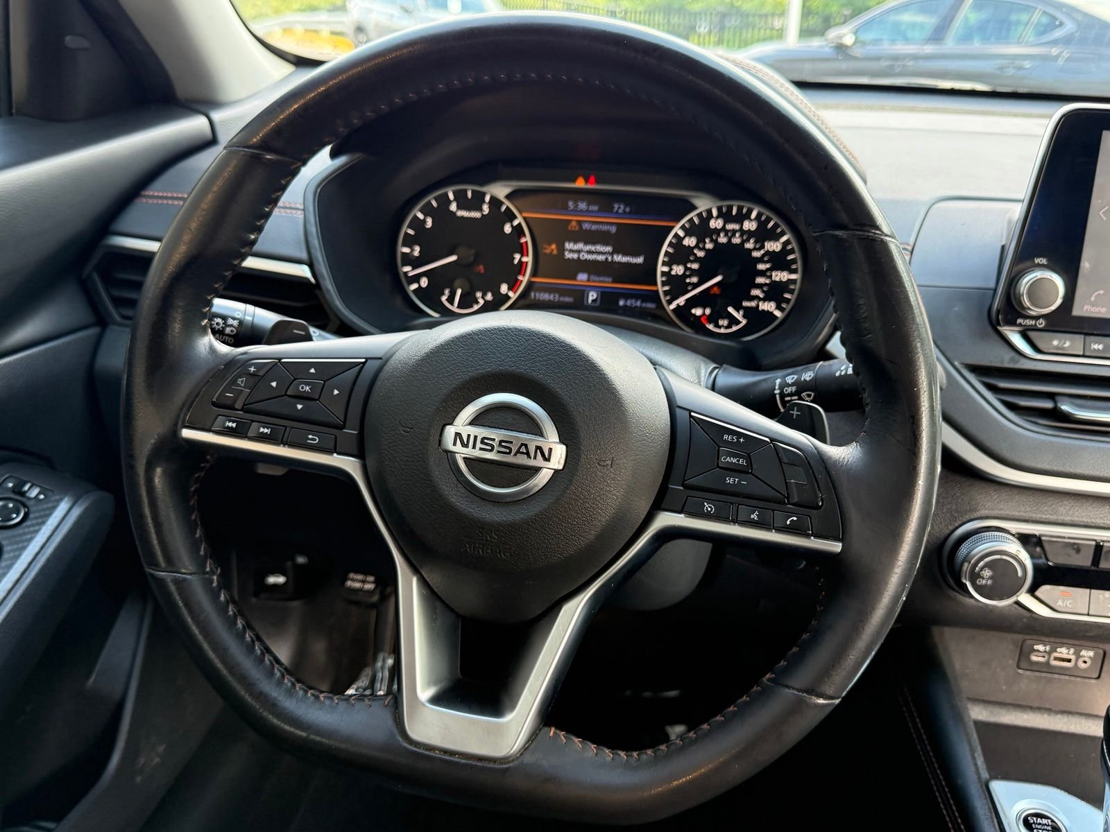 Used 2022 Blue Nissan 2.5 SR image 17