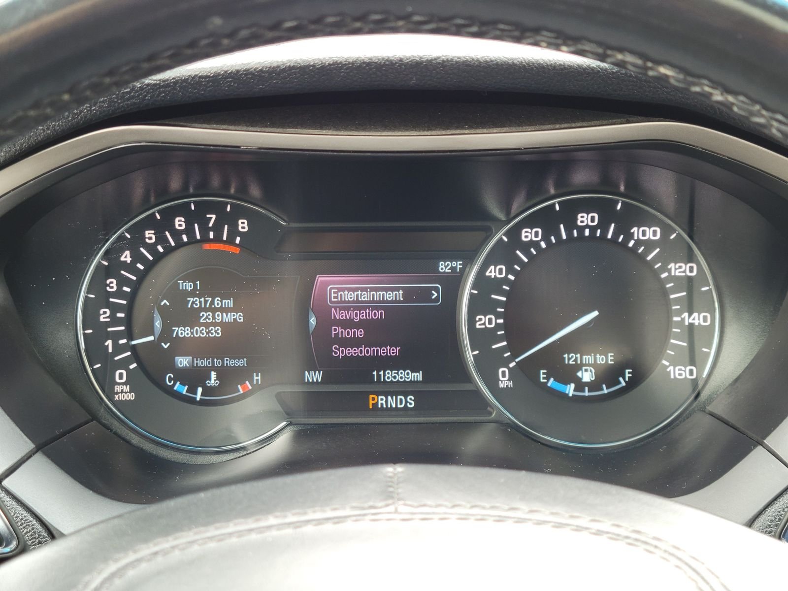 Used 2017 Black Lincoln Reserve image 15
