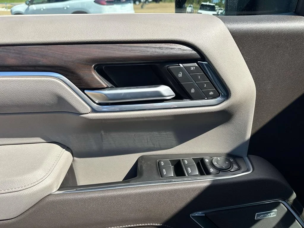 New 2026 Summit White GMC SLT image 33