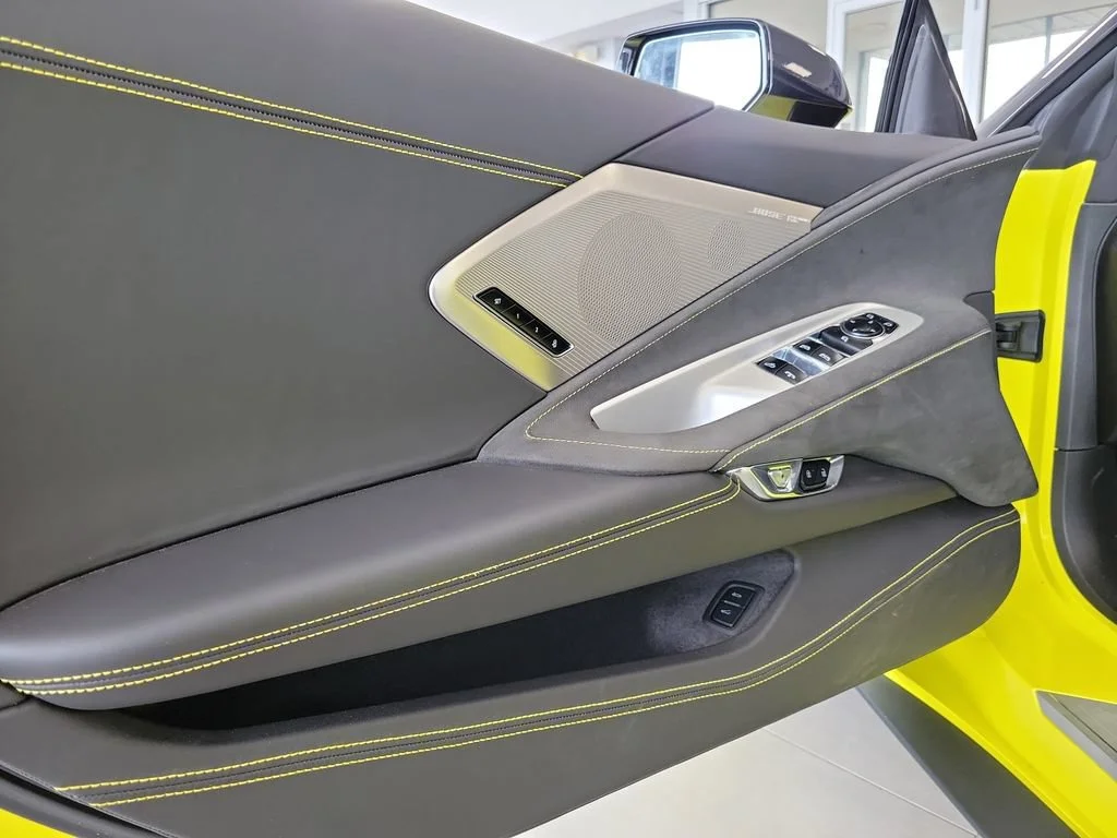 Used 2023 ACCELERATE YELLOW METALLIC Chevrolet 3LT image 23