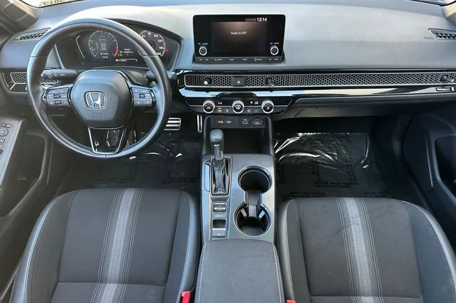 Used 2024  Honda Sport image 14