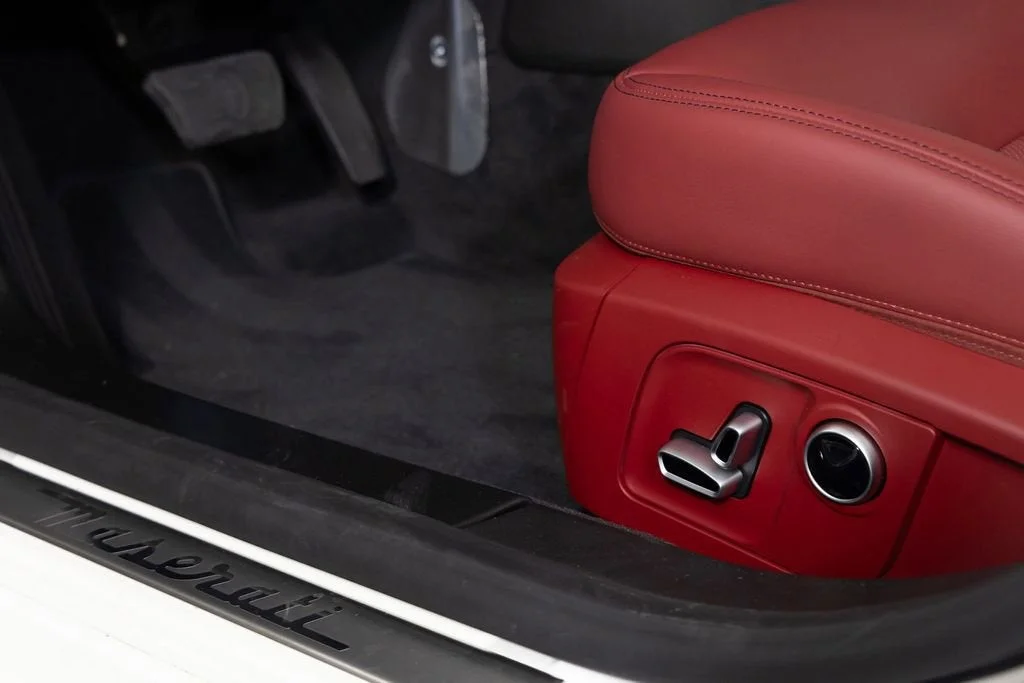 Used 2023 White Maserati GT image 18