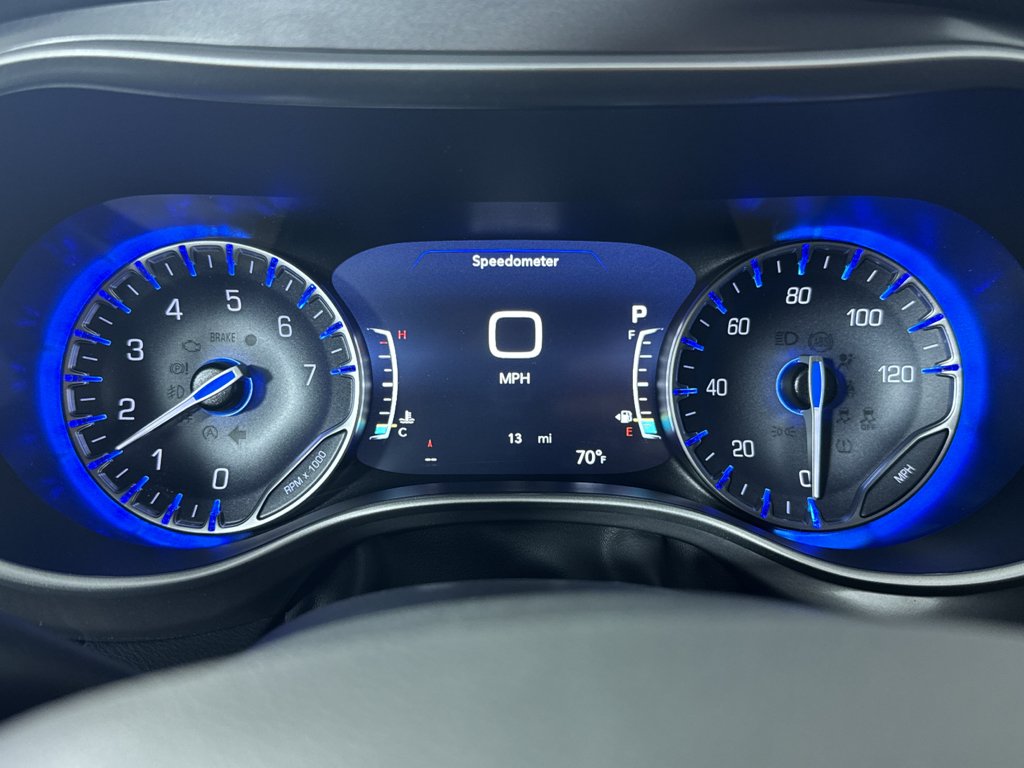 2026 Chrysler Pacifica Select - Photo 16