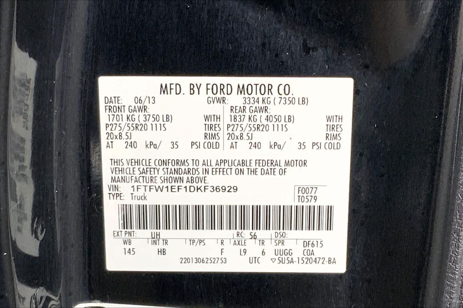 Used 2013 Tuxedo Black Metallic Ford Lariat image 36