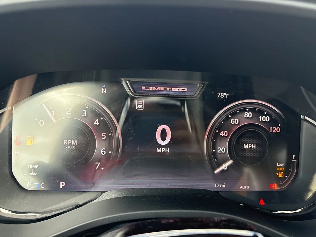 New 2026 Diamond Black Crystal Pearl-Coat Exterior Paint RAM Limited image 18