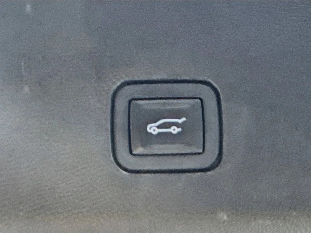 Used 2020 Gray Chevrolet LT image 32