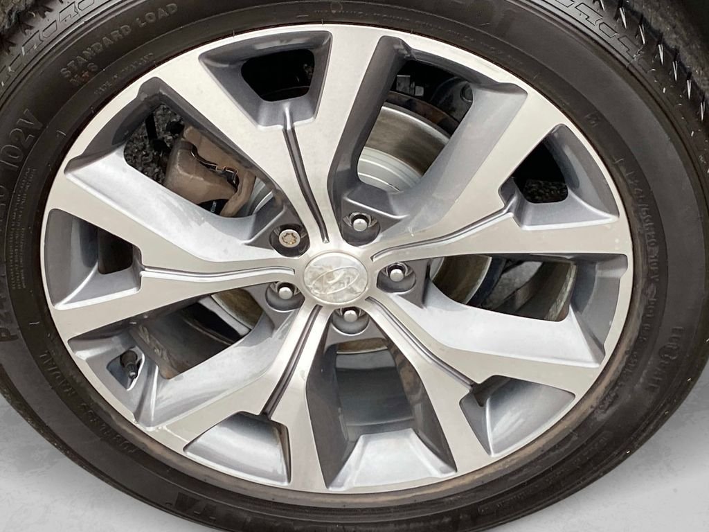Used 2021 Gray Hyundai SEL image 30