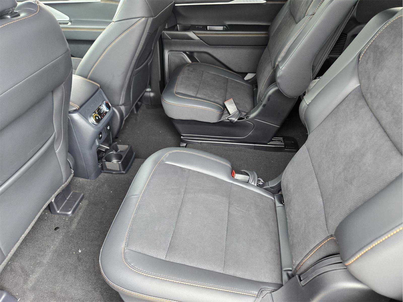New 2026 Agate Black Metallic Ford Tremor® image 18
