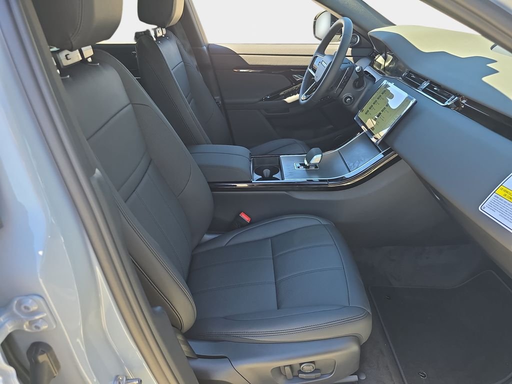 New 2026 Arroios Grey Land Rover S image 10