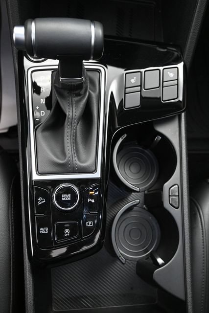 Used 2025 Gravity Gray Kia SX image 19