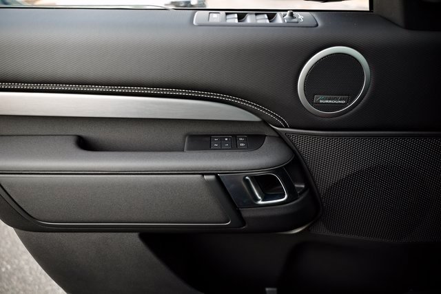 2026 Land Rover Discovery Gemini Edition - Photo 19