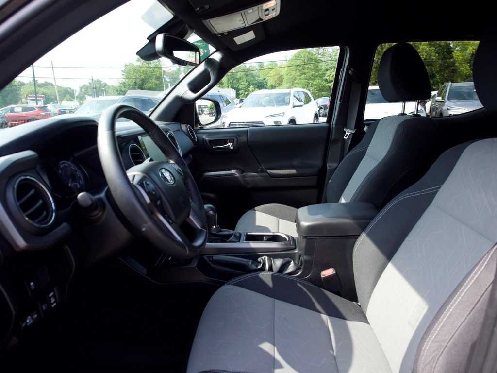 2023 Toyota Tacoma TRD Sport - Photo 14
