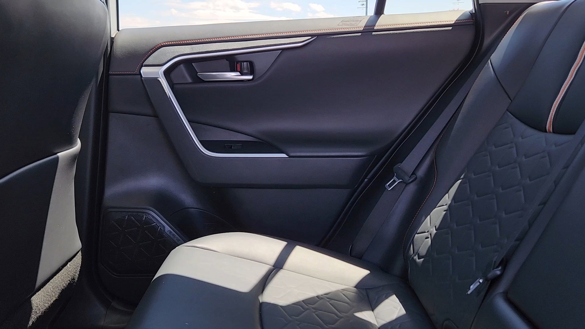 Used 2024 Ice Cap Toyota Adventure image 16