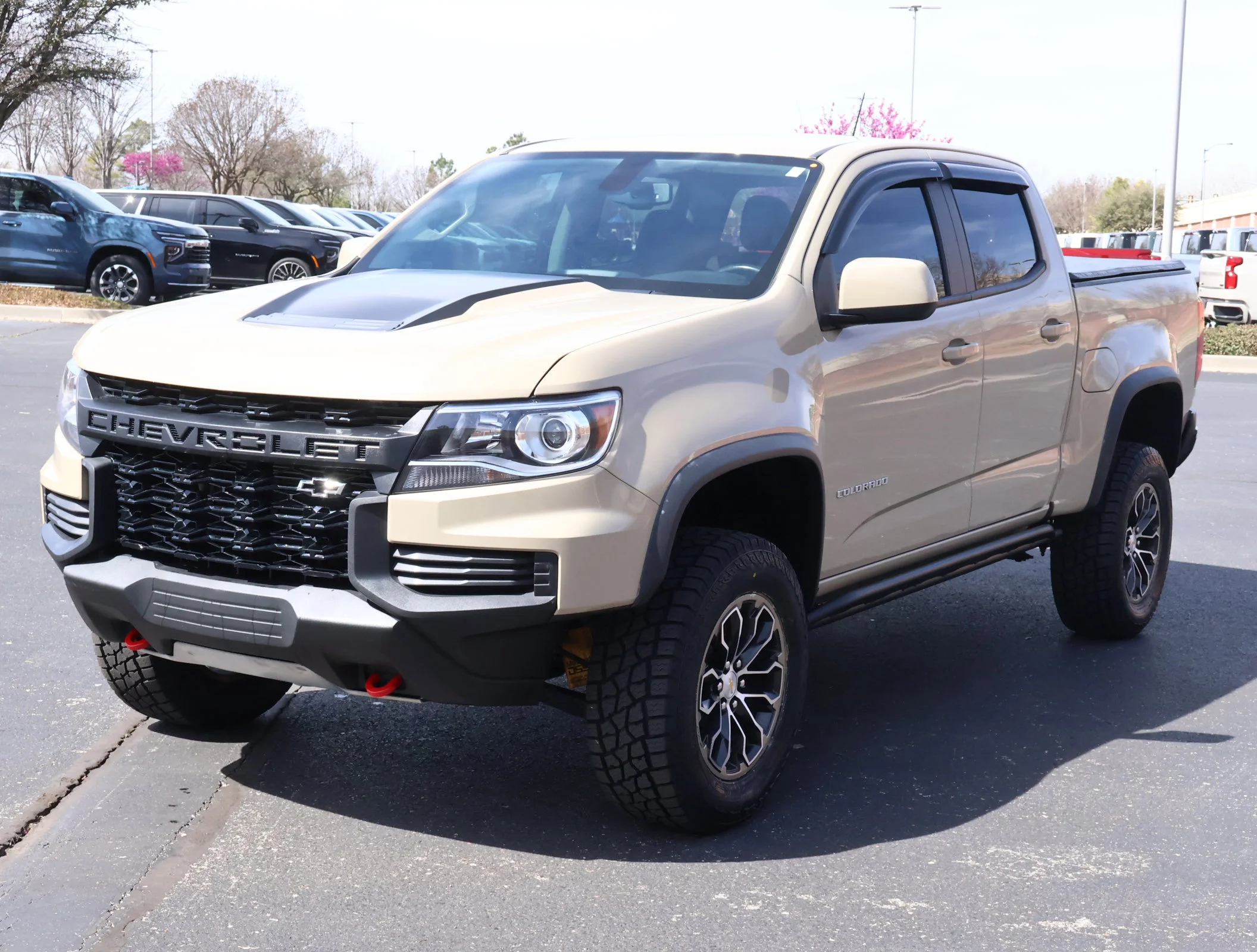 Used 2022 Sand Dune Metallic Chevrolet ZR2 image 31