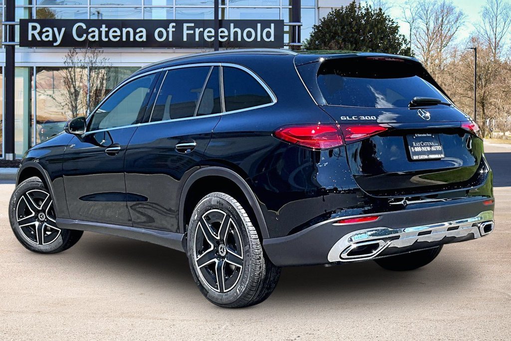 New 2026 Black Mercedes-Benz GLC 300 image 17