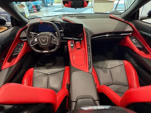 Used 2025 Black Chevrolet Z06 image 14